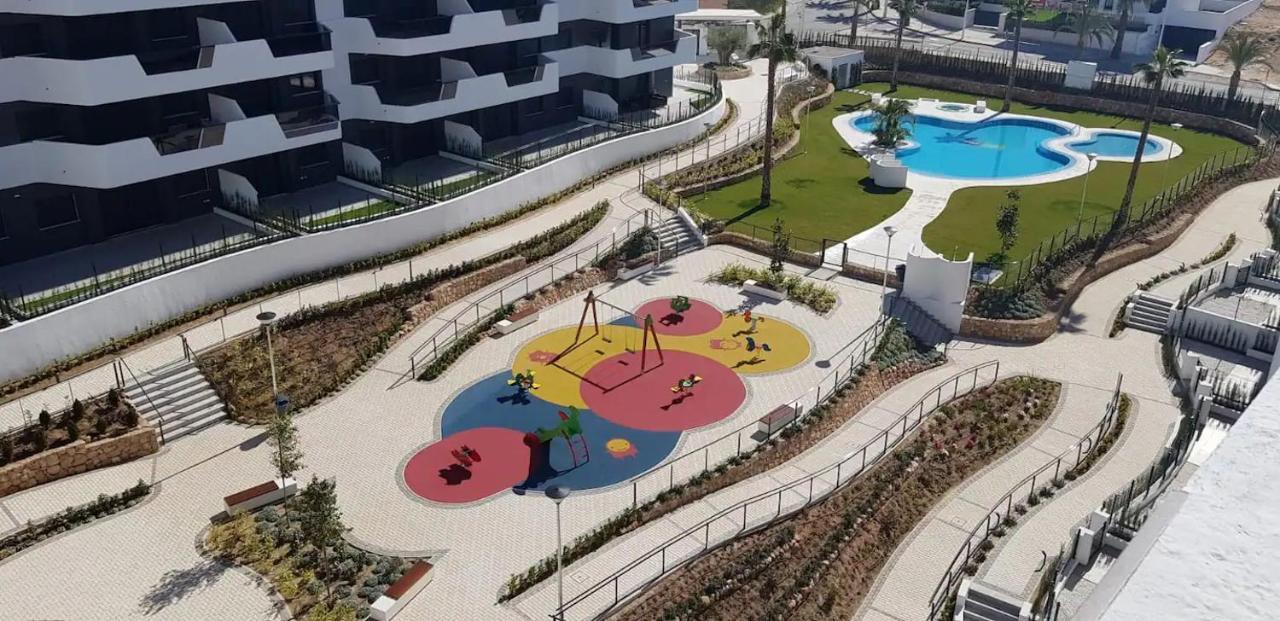 Beautiful Apartment Close To The Sea Arenales del Sol Luaran gambar