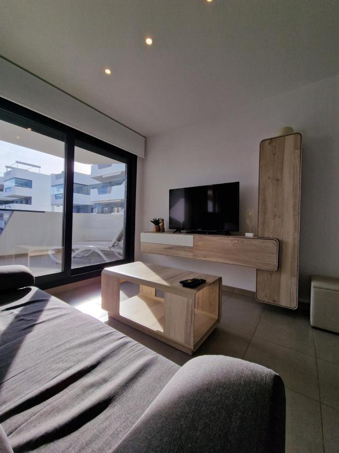 Beautiful Apartment Close To The Sea Arenales del Sol Luaran gambar
